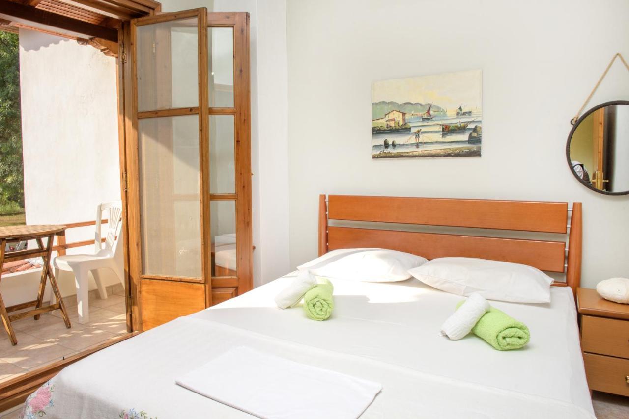 Villa Palmera Ierissós Luaran gambar